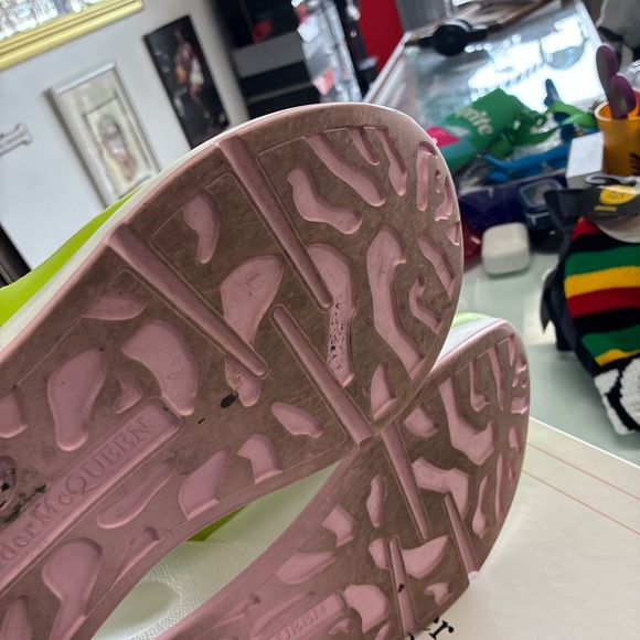 Alexander McQueen Oversized Men's Runner SZ 46 Rare No Size Tag Pre Owned Used - Picture 9 of 16